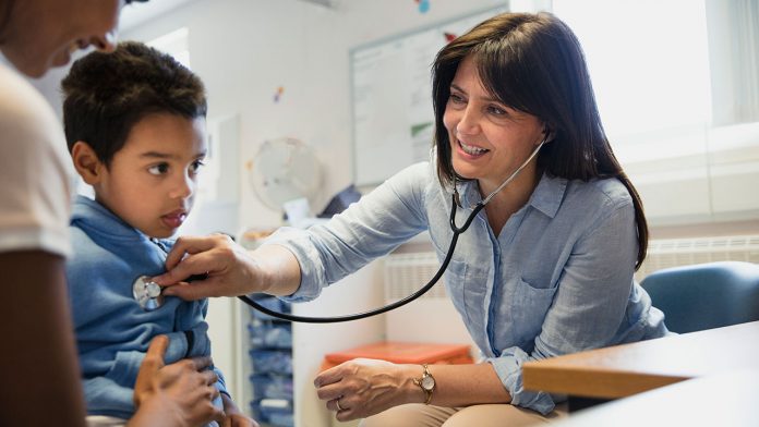 20 हेल्थ क्लीनिक किये स्थापित Health Checkup of Children Will be Done Every 6 Months in Schools