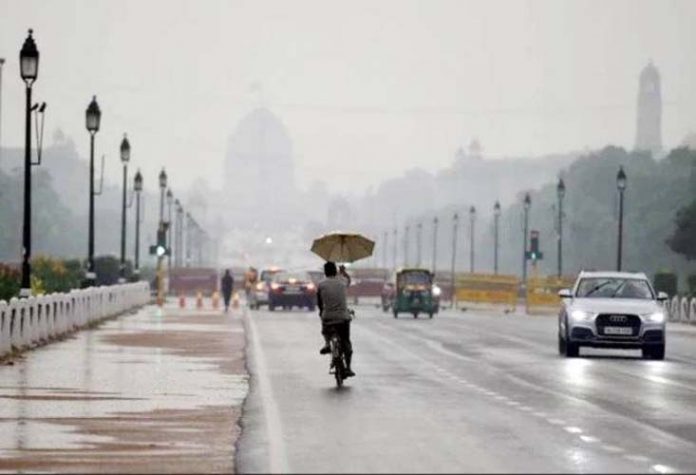 Delhi Weather Update Light rain in Delhi today, heat wave likely from Monday