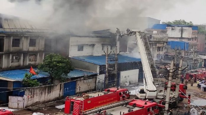 delhi shoe factory fire