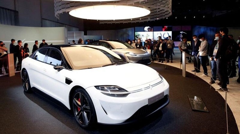 Sony Electric Car: इलेक्ट्रॉनिक दिग्गज सोनी पहली बार लॉन्च करेगी प्रीमियम ईवी कार, जानें पूरी खबर