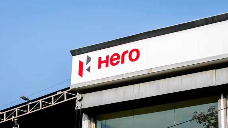 Hero Motocorp: हीरो के स्ट्रैटजी हेड ने छोड़ी कंपनी, इन दो लोगों को सौंपी गई जिम्मेदारी