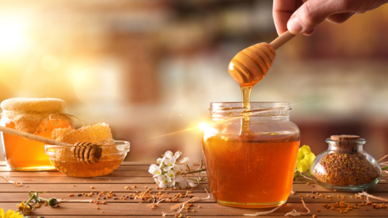 Benefits Of Honey: रोजाना खाली पेट खाए शहद, मिलेगें ये कमाल के फायदें