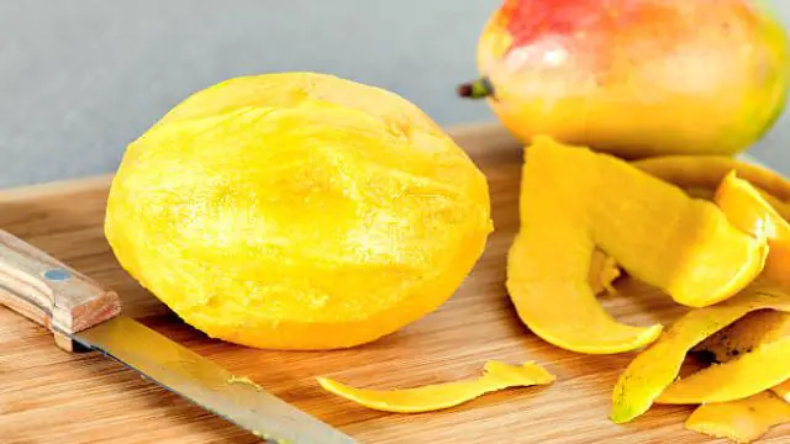 Mango Peels: आम के साथ जानिए आम के छिलके के फायदे, जानकर उड़ जाएंगे आपके होश