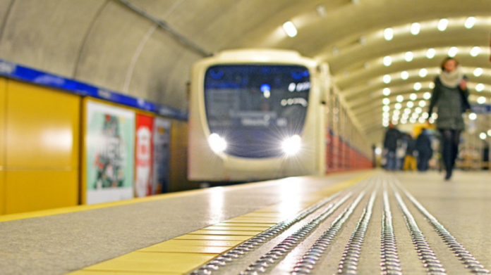 Yellow Line Metro: