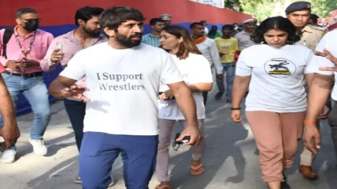 Wrestlers Protest: