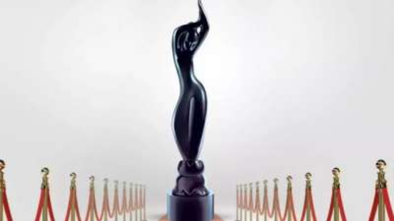 69th Filmfare Award: ब्लैक गाउन में कमाल लग रही थीं जान्हवी कपूर, आप भी कहेंगे ऐसा लुक पहले नहीं देखा