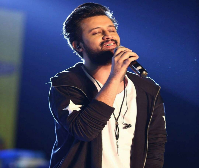 Atif Aslam: बॉलीवुड ने पाकिस्तानी कलाकारों के लिए दरवाजे खोले, सालों बाद कमबैक करेंगे आतिफ असलम