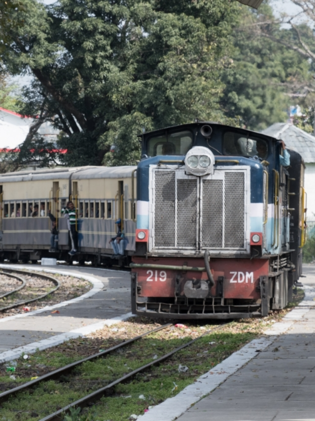 भारत की ऐसी ट्रेन जहां ना टिकट लेने की जरूरत है ना ही TTE है