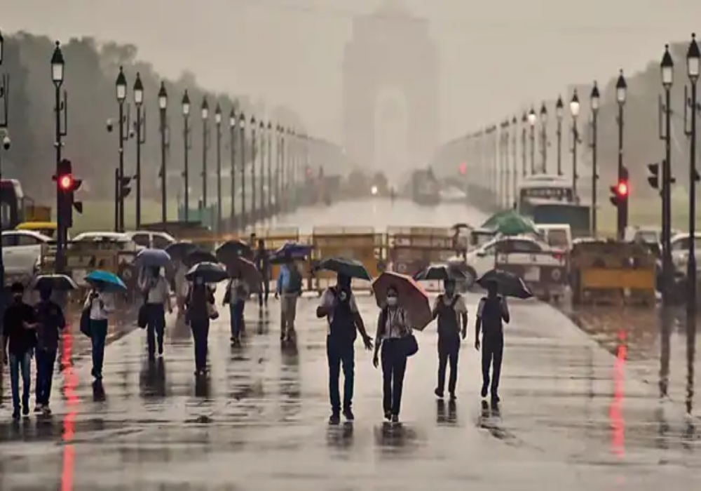 Delhi Weather: दिल्ली में आने वाला है मानसून, पूरे सप्ताह मौसम रहेगा ठंडा, चलेंगी हवाएं