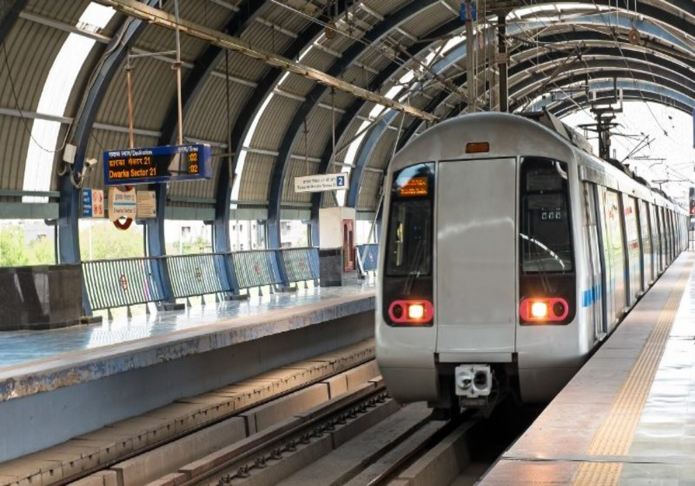 Delhi Metro: गुरुग्राम में मेट्रो का होगा विस्तार, फिर बदलेगा रूट जानिए कहां होंगे स्टेशन