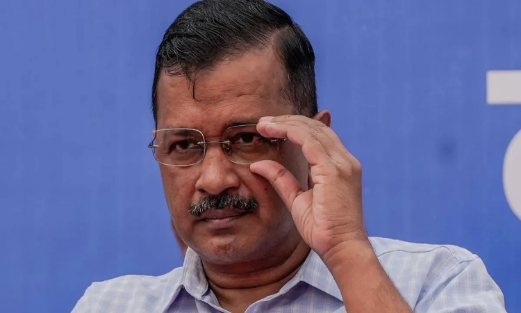 Arvind Kejriwal: अरविंद केजरीवाल को लगा बड़ा झटका, SC ने अंतरिम जमानत देने से किया इनकार