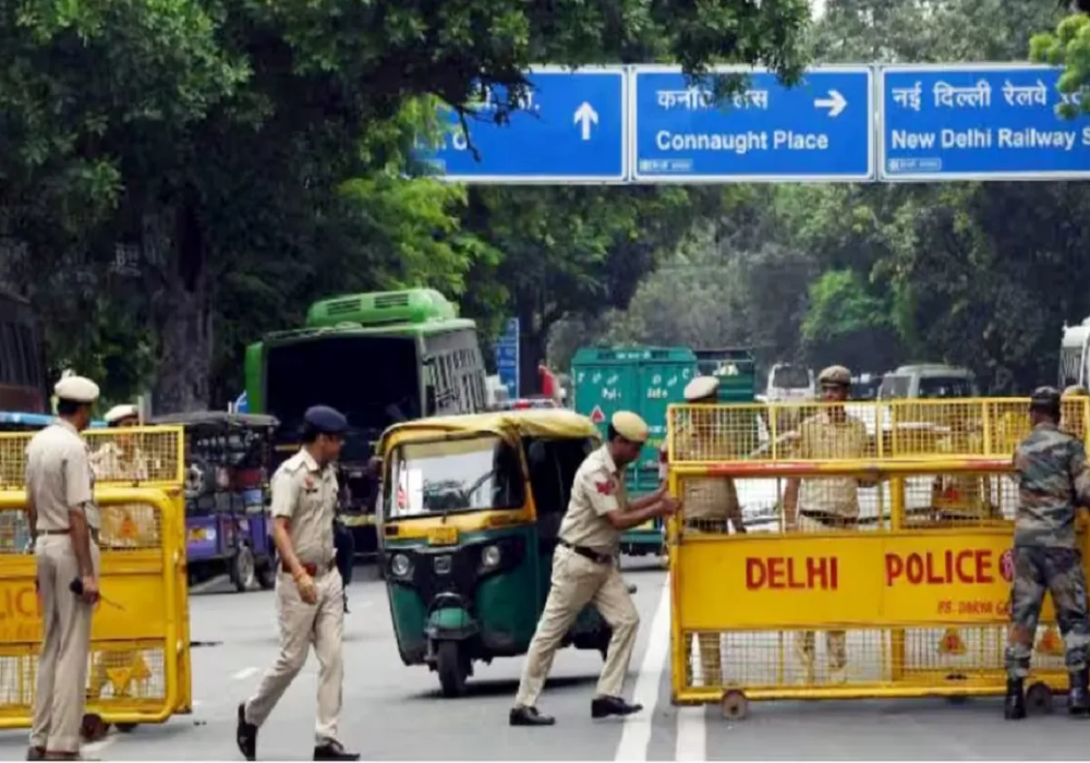 Independence Day 2024: 15 अगस्त के मौके पर दिल्ली में ट्रकों की एंट्री बैन, ट्रांसपोर्ट एसोसिएशन ने LG को लिखा पत्र